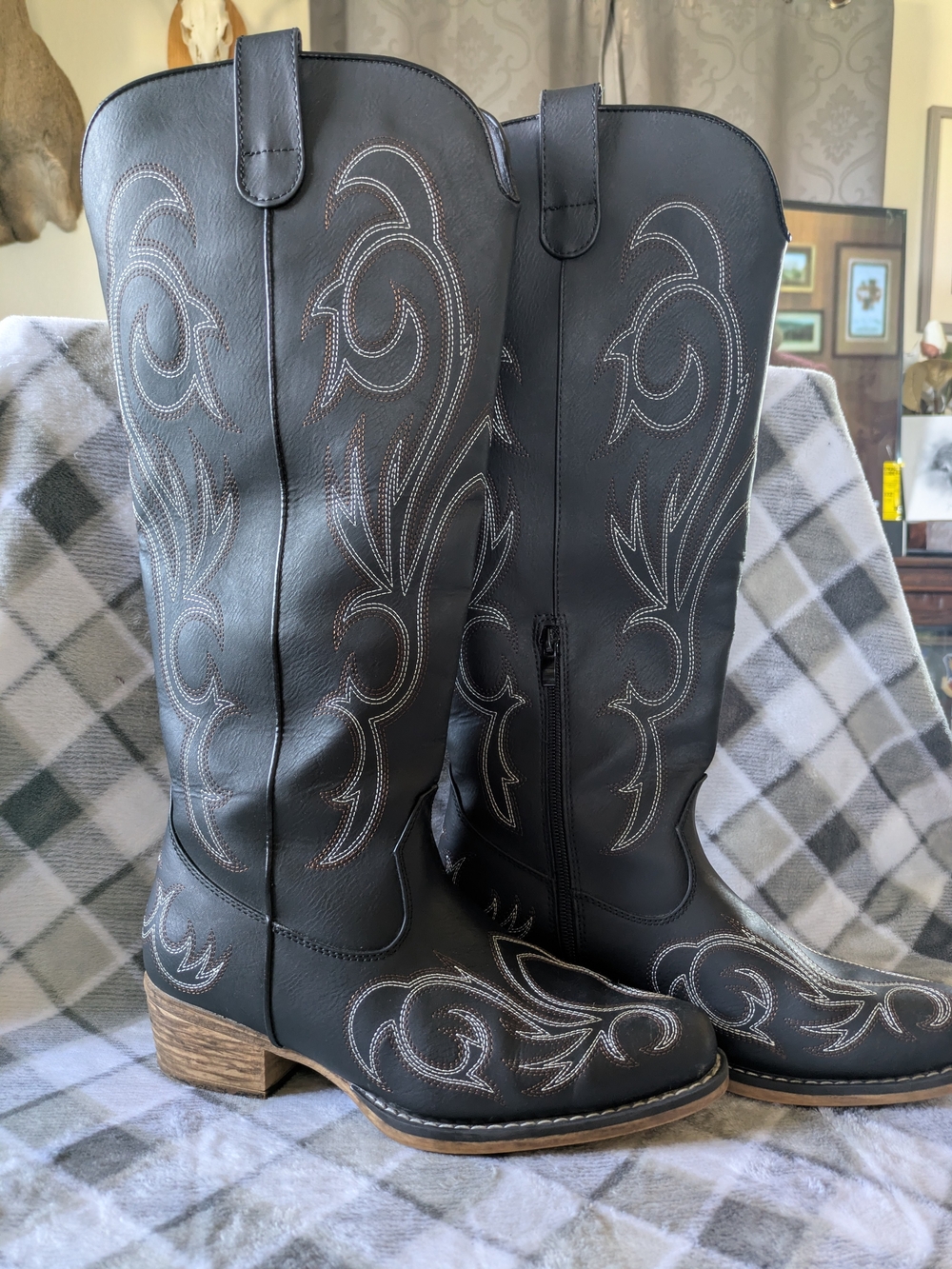 Dream Pairs Black Embroidered Western Knee-High Boots